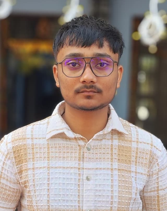 Vastavik Bajpai - Software Developer at Sumedicon